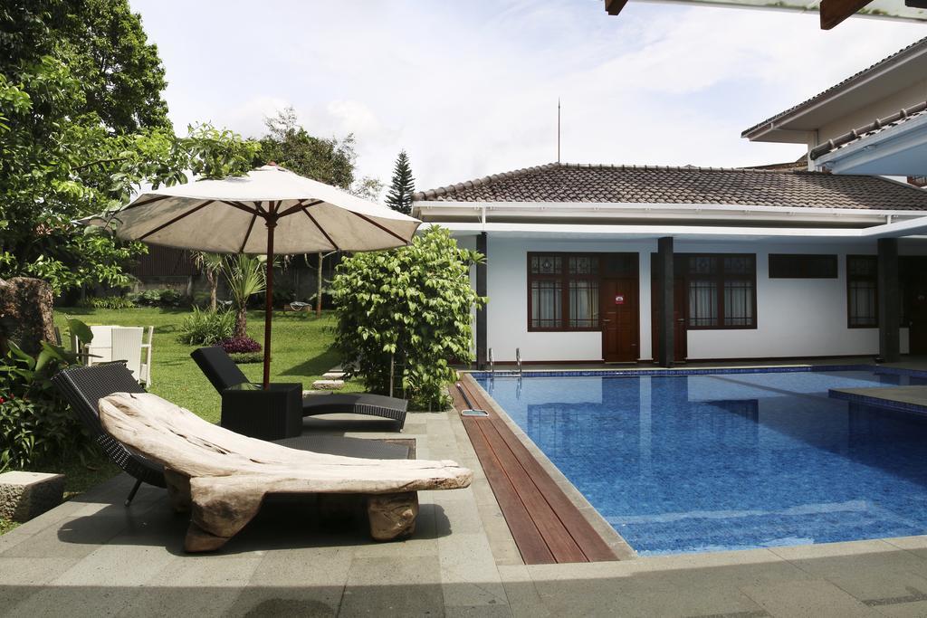 Triple C Wisma tamu 2*