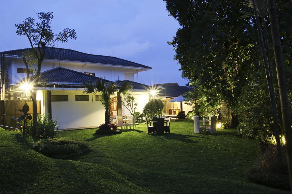 Wisma tamu Triple C